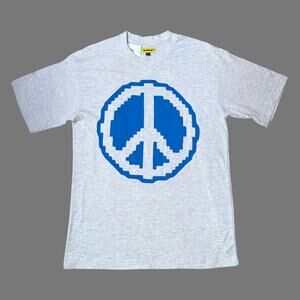 Market Studios Pixel Peace Gray Blue Graphic Tee Size M NWT
